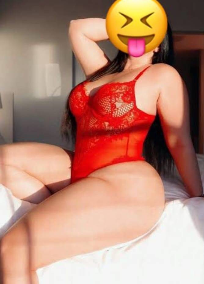 Mecidiyeköy Escort Esmer Bomba Irmak